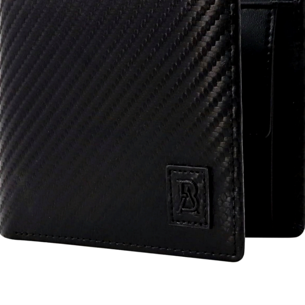 Wallet made with leather, carbon Forged/carbon